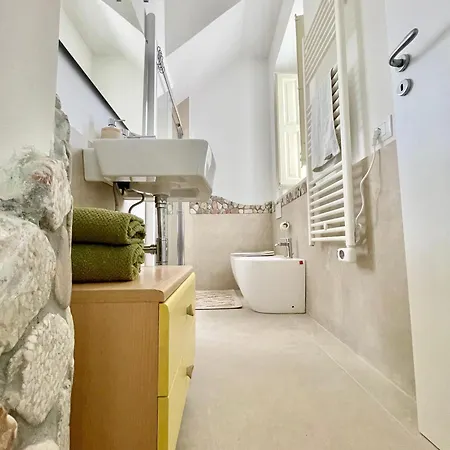 Bella Kalsa Pensión 3*